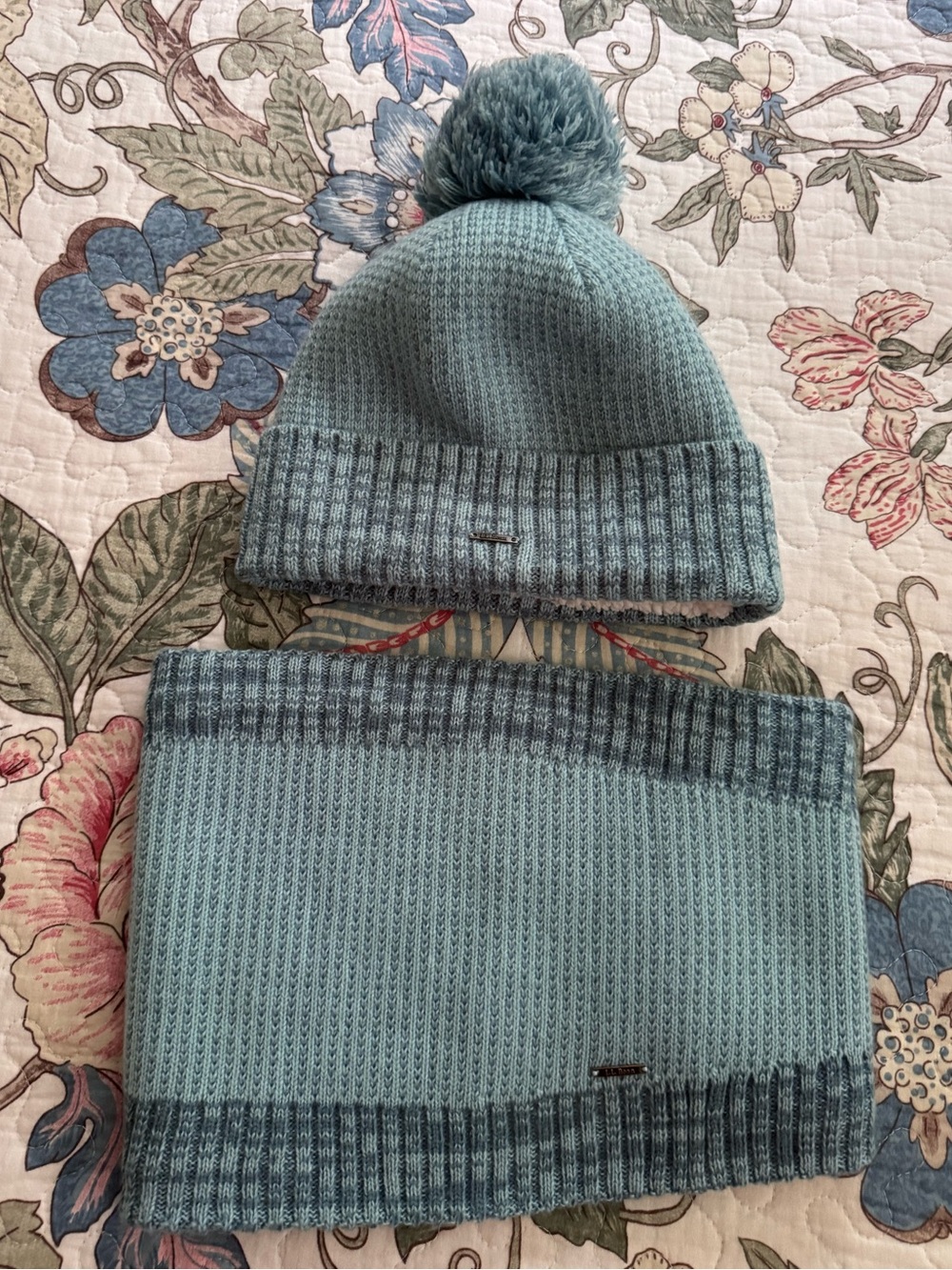 L.L.Bean Teal Pom Beanie and Neck Warmer Set